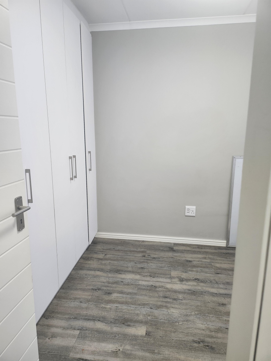2 Bedroom Property for Sale in Haasendal Western Cape